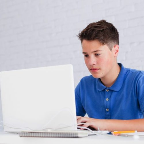 bg-cab_cursosonlineexamenes_2-768×490 bg-cab_cursosonlineexamenes_2-768x490