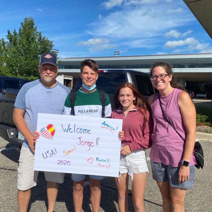 img_mcgrath_foto_publico-usa_Jorge Cortes_Welcome